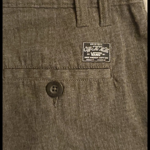 Mens Vans shorts - Picture 4 of 4